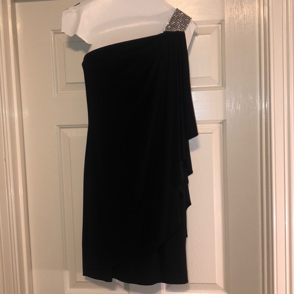 Cocktail dress - Picture 1 of 5